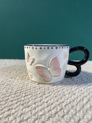 IMG_6562 مج الفراشهaesthetic (زهري)