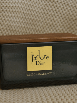 9df15687-dcde-4156-8cd6-13d4c66935a0 Noira🖤