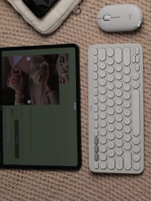 ADSH1693 طقم Soft Touch ☁️- ابيض