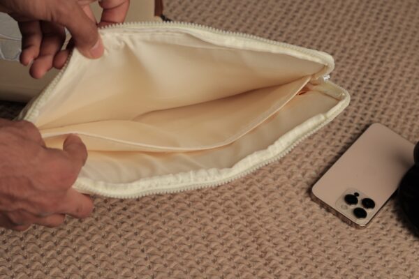 حقيبة Blush Puff 🎀