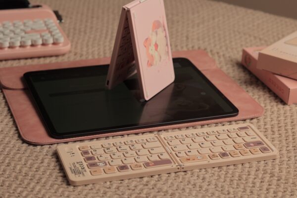 Tiny Fold Keyboard 🎀-كيبورد