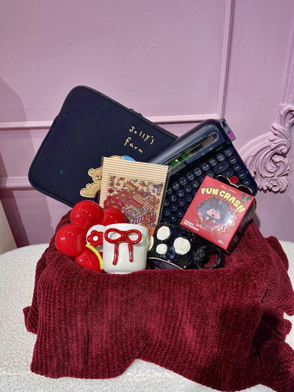 ️ 🎁✨باكج المكتب الأحمر الفاخر